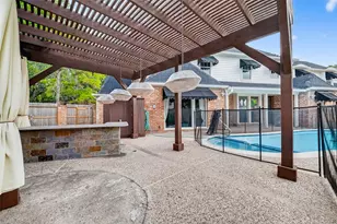 15715 Fleetwood Oaks Dr, Houston, TX 77079 - Photo 35