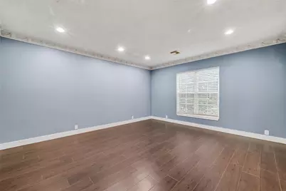 15715 Fleetwood Oaks Drive, Houston, TX 77079 - Photo 11