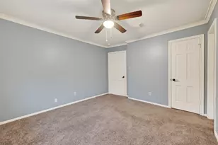 15715 Fleetwood Oaks Dr, Houston, TX 77079 - Photo 23