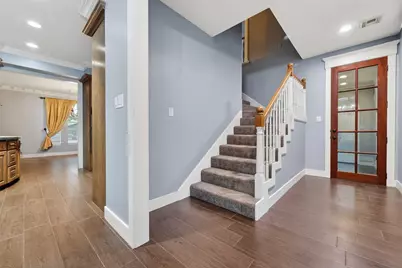 15715 Fleetwood Oaks Drive, Houston, TX 77079 - Photo 7