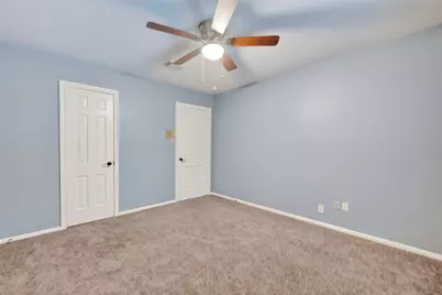 15715 Fleetwood Oaks Drive, Houston, TX 77079 - Photo 25