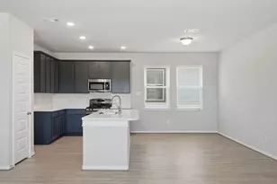 10406 Milford Woods Ln, Tomball, TX 77375 - Photo 13