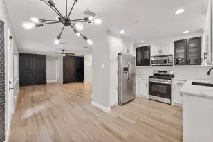 10 E White Willow Cir, Spring, TX 77381 - Photo 7