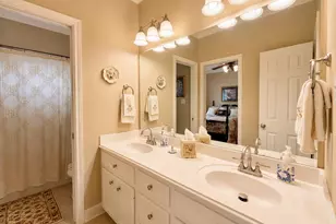 2902 Twisted Oak Dr, Brenham, TX 77833 - Photo 25