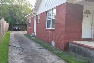 4430 Clay St, Houston, TX 77023 - Photo 3
