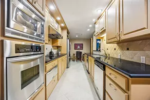 3350 McCue Rd, Houston, TX 77056 - Photo 11