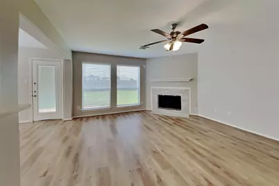 22076 Knights Cove Drive, Kingwood, TX 77339 - Photo 3