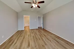 22076 Knights Cove Dr, Kingwood, TX 77339 - Photo 9