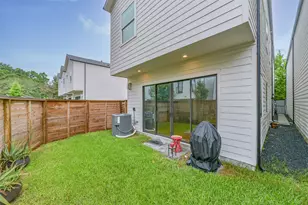 801 Fisher St, Houston, TX 77018 - Photo 29