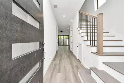 1422 Caywood Lane #B, Houston, TX 77055 - Photo 3