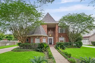 3622 Springhill Ln, Sugar Land, TX 77479 - Photo 1