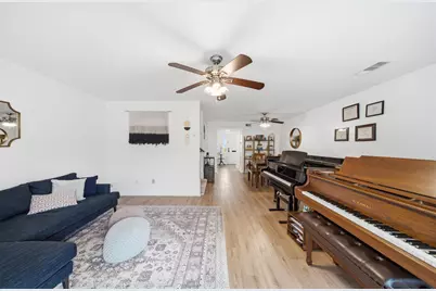 6435 Burgoyne Road #20, Houston, TX 77057 - Photo 7