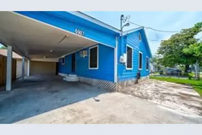 6907 Gainesville Street, Houston, TX 77020 - Photo 1