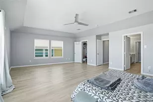 709 N Bayshore Dr, La Porte, TX 77571 - Photo 19