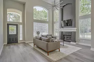 38 Larks Aire Pl, The Woodlands, TX 77381 - Photo 9