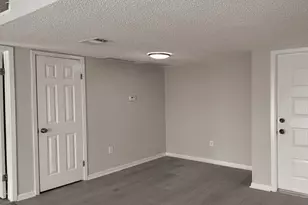 2816 S Bartell Dr, Houston, TX 77054 - Photo 11