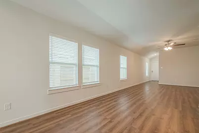 7538 Coral Terrace Drive, Cypress, TX 77433 - Photo 5