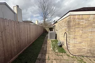 9603 Tarragon Ln, Houston, TX 77036 - Photo 19