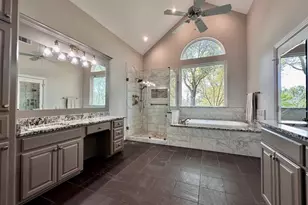 85 Rosewood St, Lake Jackson, TX 77566 - Photo 15