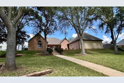 85 Rosewood Street, Lake Jackson, TX 77566 - Photo 21