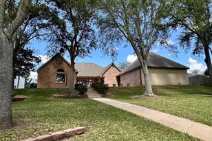 85 Rosewood St, Lake Jackson, TX 77566 - Photo 21
