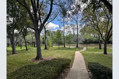 85 Rosewood Street, Lake Jackson, TX 77566 - Photo 25