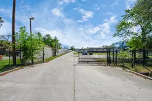 13518 Kaltenbrun Rd, Houston, TX 77086 - Photo 31