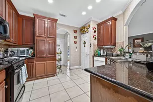 6822 Crystal Point Dr, Katy, TX 77449 - Photo 13