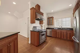 2405 Southgate Blvd, Houston, TX 77030 - Photo 9