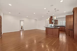 2405 Southgate Blvd, Houston, TX 77030 - Photo 5