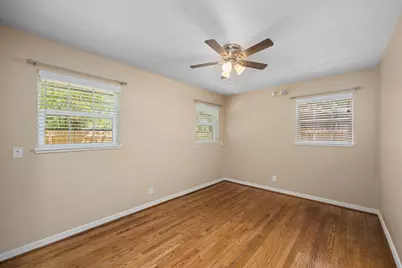 8303 Wilson Street, Fulshear, TX 77441 - Photo 17