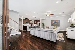 725 Via Lago, Webster, TX 77598 - Photo 5