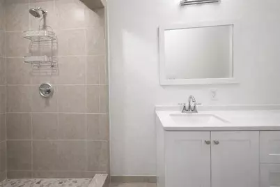 1350 Twin Falls Road, Houston, TX 77088 - Photo 7