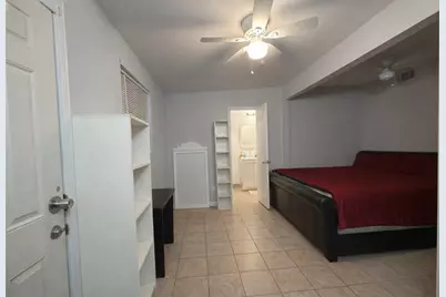 1350 Twin Falls Road, Houston, TX 77088 - Photo 7