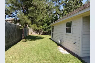 236 Canterbury Drive, Conroe, TX 77303 - Photo 13