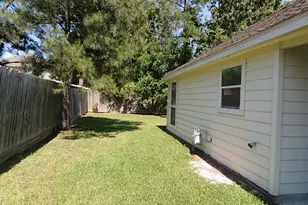 236 Canterbury Dr, Conroe, TX 77303 - Photo 13