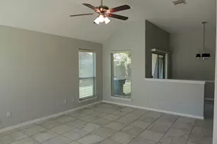236 Canterbury Dr, Conroe, TX 77303 - Photo 3