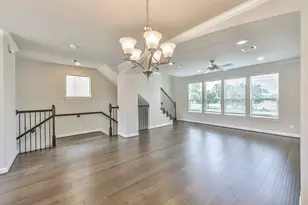 10828 S Brittmoore Oaks Pl, Houston, TX 77043 - Photo 23