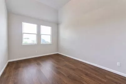 10828 S Brittmoore Oaks Place, Houston, TX 77043 - Photo 19