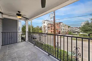 1130 W 23rd St, Houston, TX 77008 - Photo 17