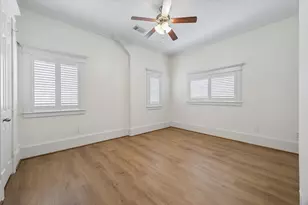 1130 W 23rd St, Houston, TX 77008 - Photo 19