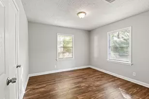 911 Patsy Dr, Baytown, TX 77520 - Photo 7