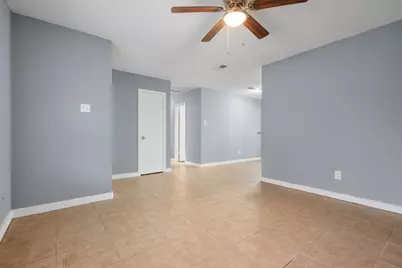 1204 Crescent Boulevard, Cleveland, TX 77327 - Photo 17
