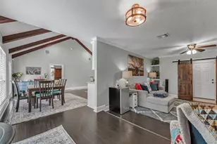 502 W Fawn St, Caldwell, TX 77836 - Photo 11