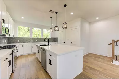 933 E 40 1/2 St Street, Houston, TX 77022 - Photo 23