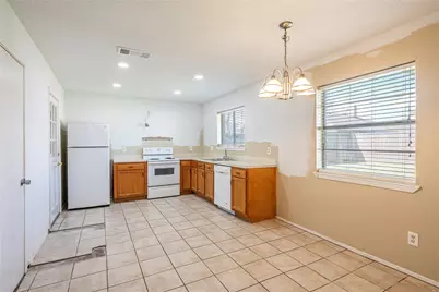 8405 Bandridge Road, La Porte, TX 77571 - Photo 13