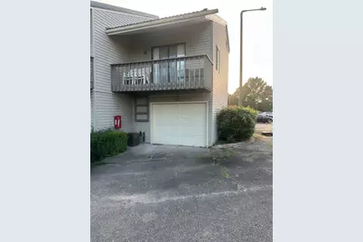 501 Bass Boat Village Lane #206, Huntsville, TX 77320 - Photo 3