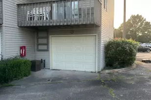 501 Bass Boat Village Ln, Huntsville, TX 77320 - Photo 3