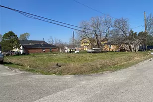 10126 Ricky St, Houston, TX 77033 - Photo 5