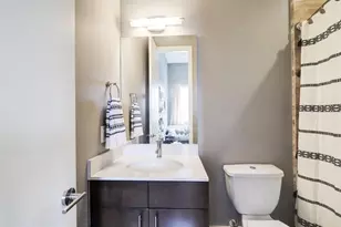 1512 Yale St, Houston, TX 77008 - Photo 25